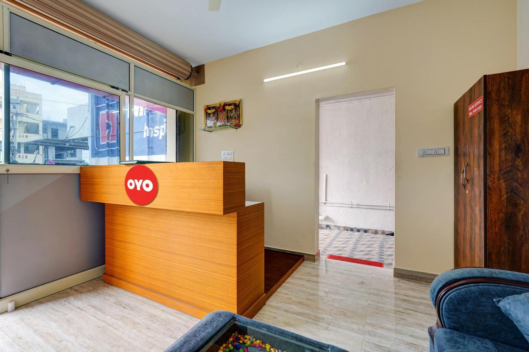 Oyo Flagship Shri Sai Palace Kumbalgod Екстериор снимка